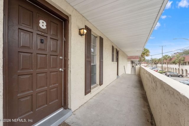 1738 EL PRADO Road 8, Jacksonville, FL 32216