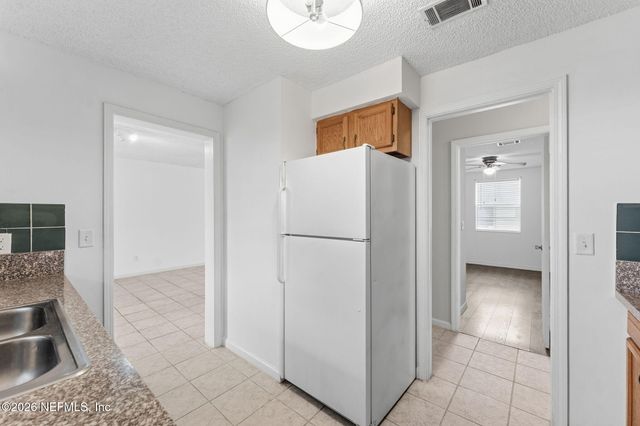 1738 EL PRADO Road 8, Jacksonville, FL 32216