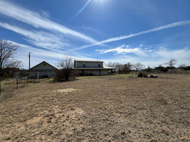 1410 County Road 258, Bertram, TX 78605