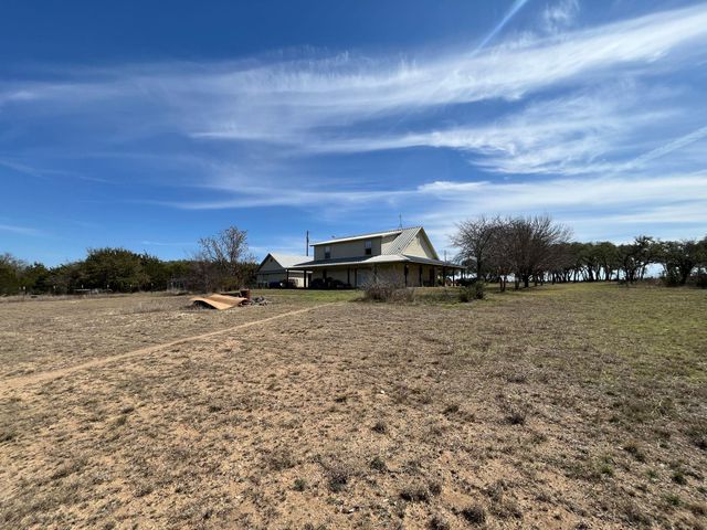 1410 County Road 258, Bertram, TX 78605