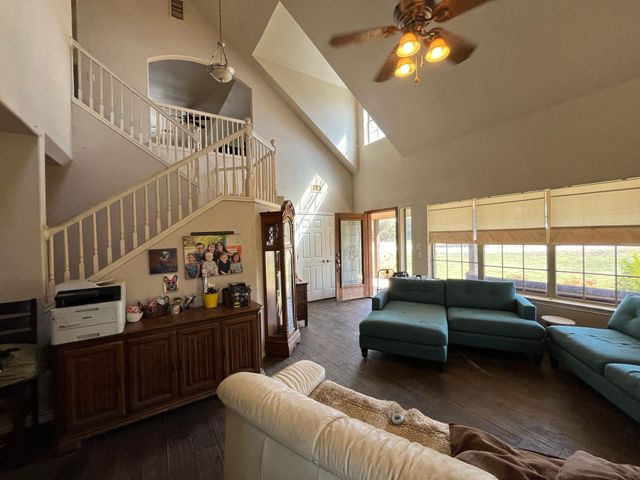 1410 County Road 258, Bertram, TX 78605