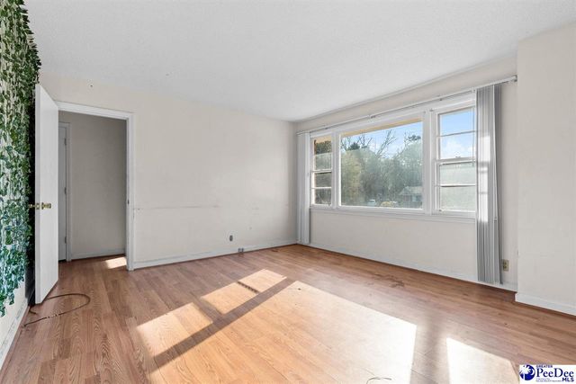 3311 E Bennett Dr, Florence, SC 29506