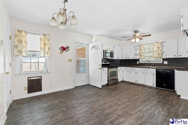 3311 E Bennett Dr, Florence, SC 29506