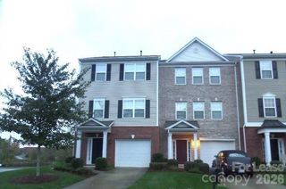9844 Walkers Glen Drive NW, Concord, NC 28027