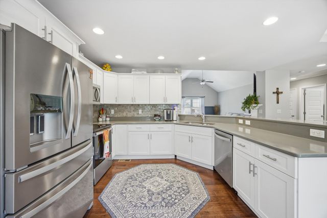 1044 Longo Drive, Soddy Daisy, TN 37379