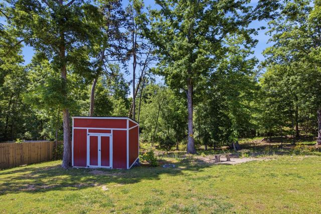 1044 Longo Drive, Soddy Daisy, TN 37379
