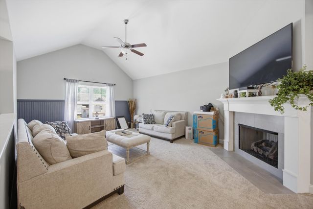1044 Longo Drive, Soddy Daisy, TN 37379