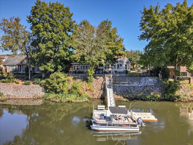 324 E Shoreline Drive, North Augusta, SC 29841