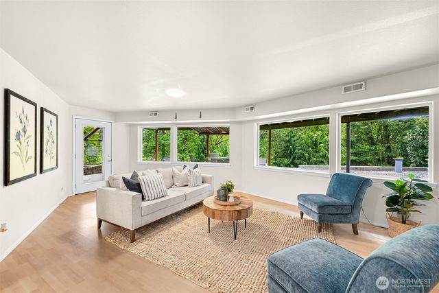 8894 Giles Road, Blaine, WA 98230