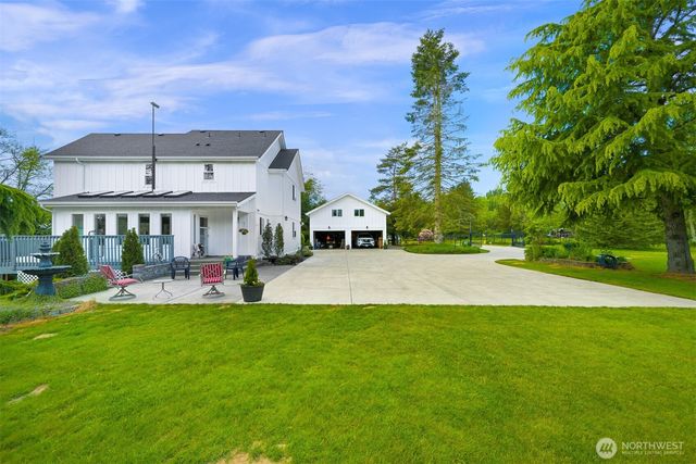 8894 Giles Road, Blaine, WA 98230