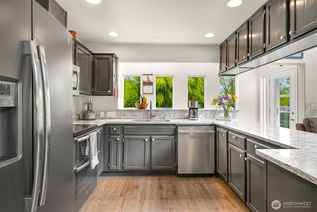 8894 Giles Road, Blaine, WA 98230