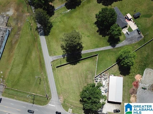 1909 2ND AVENUE, Oneonta, AL 35121