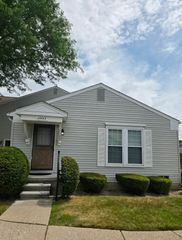 23553 Meeting Hall Lane, Novi City, MI 48375