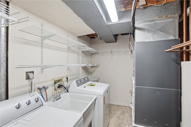 311 Johnson Trail, Moraine, OH 45439