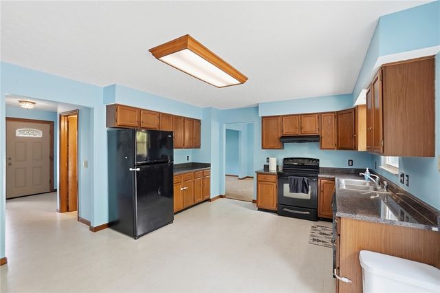 311 Johnson Trail, Moraine, OH 45439