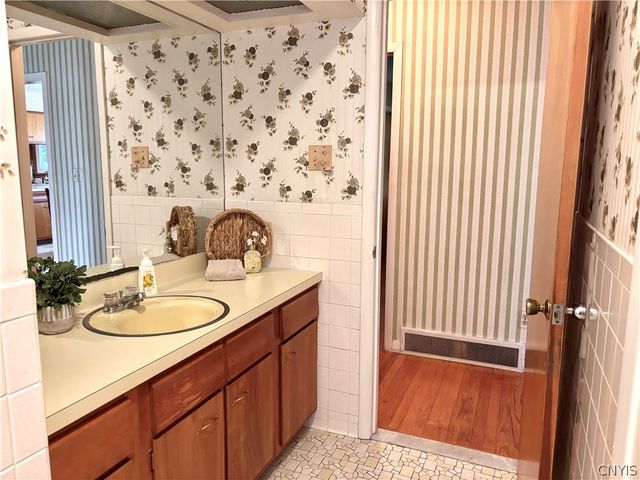 517 Tilden Avenue, Utica, NY 13501