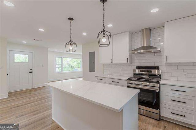 525 Rosemont Drive, Decatur, GA 30032