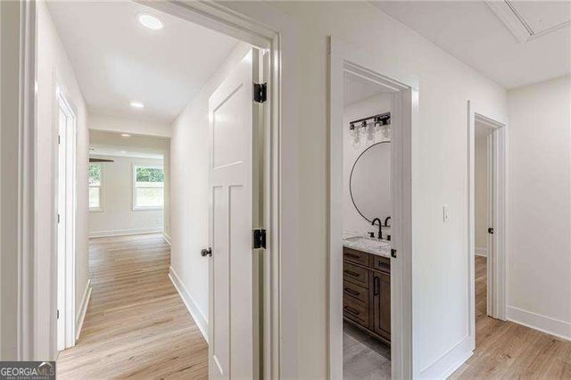 525 Rosemont Drive, Decatur, GA 30032