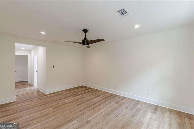 525 Rosemont Drive, Decatur, GA 30032