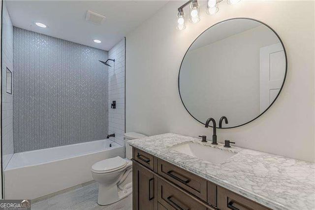 525 Rosemont Drive, Decatur, GA 30032