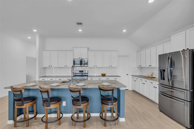 10802 Carolina Willow Court, Cypress, TX 77433