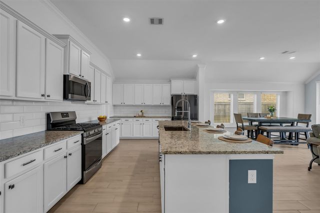 10802 Carolina Willow Court, Cypress, TX 77433