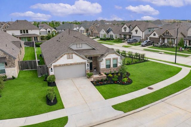 10802 Carolina Willow Court, Cypress, TX 77433