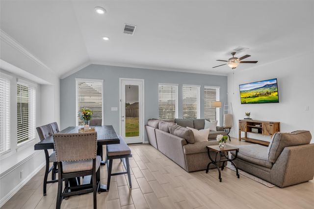 10802 Carolina Willow Court, Cypress, TX 77433