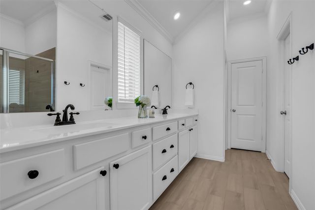 10802 Carolina Willow Court, Cypress, TX 77433