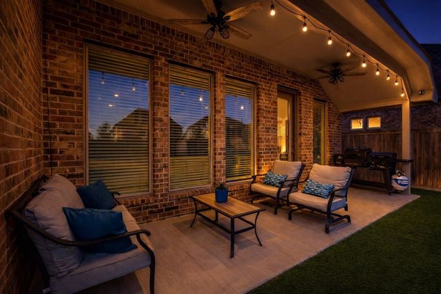 10802 Carolina Willow Court, Cypress, TX 77433