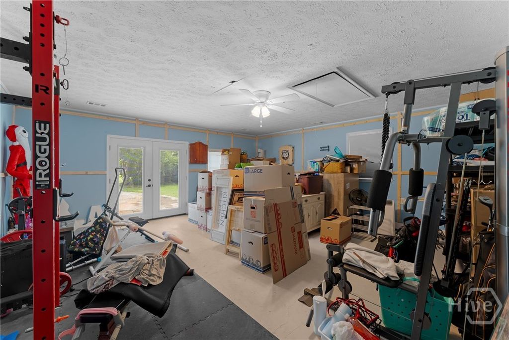 Image 32 of property listing at 177 Bea Road, Richmond Hill, GA 31324