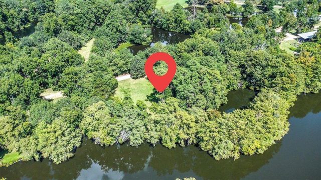 68 Artesian Avenue, Cleveland, TX 77327