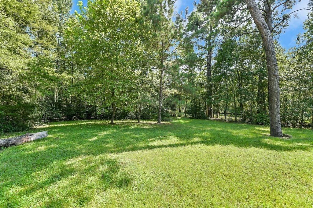 68 Artesian Avenue, Cleveland, TX 77327