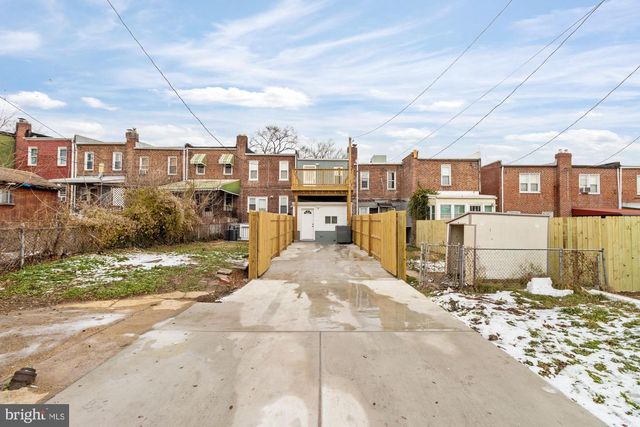 2649 W LAFAYETTE AVE, Baltimore, MD 21216