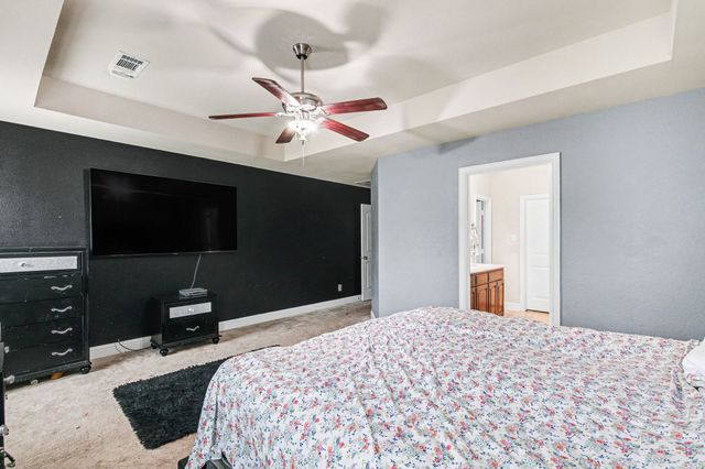 233 Hawks Ridge Trail, Burleson, TX 76028