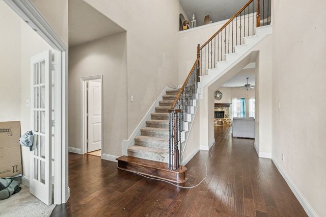 233 Hawks Ridge Trail, Burleson, TX 76028