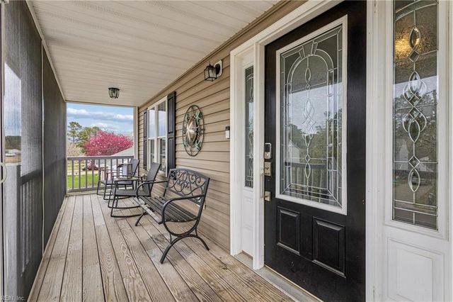 80 Ridge RD, Poquoson, VA 23662