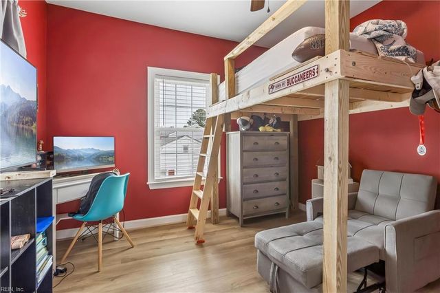 80 Ridge RD, Poquoson, VA 23662