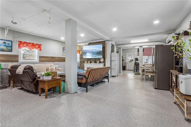 80 Ridge RD, Poquoson, VA 23662