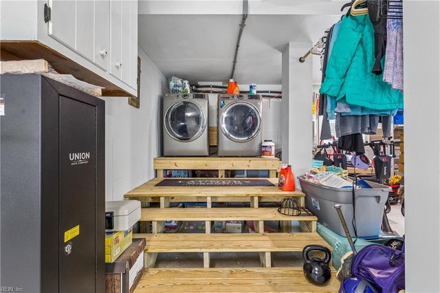 80 Ridge RD, Poquoson, VA 23662