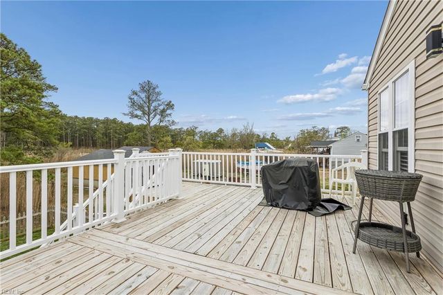 80 Ridge RD, Poquoson, VA 23662