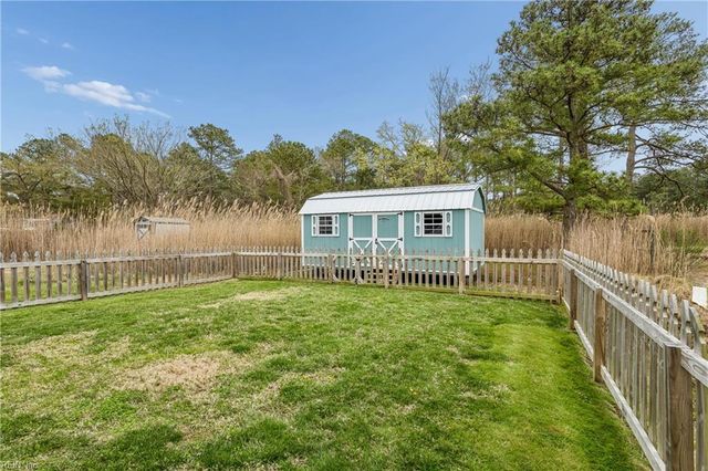 80 Ridge RD, Poquoson, VA 23662
