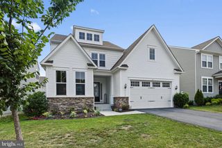 819 BANKER DR SW, Leesburg, VA 20175