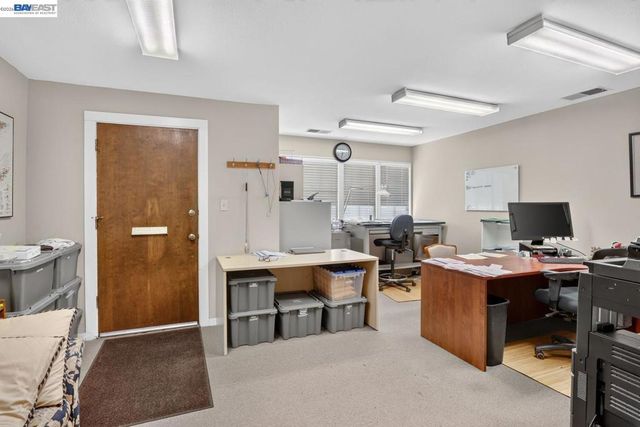 20835 Chester St, Castro Valley, CA 94546