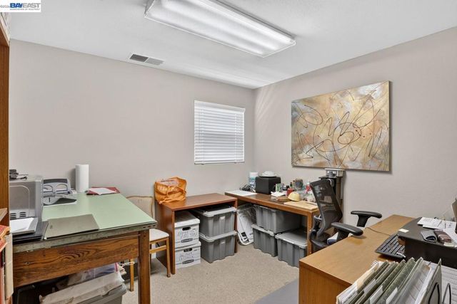 20835 Chester St, Castro Valley, CA 94546