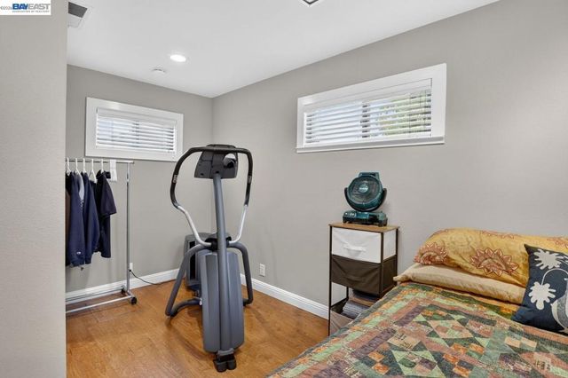 20835 Chester St, Castro Valley, CA 94546