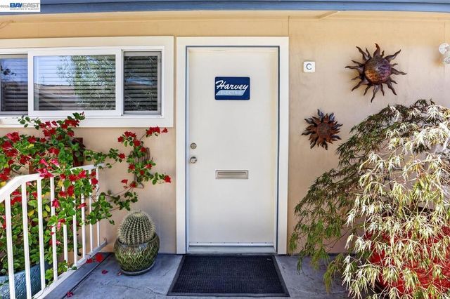 20835 Chester St, Castro Valley, CA 94546