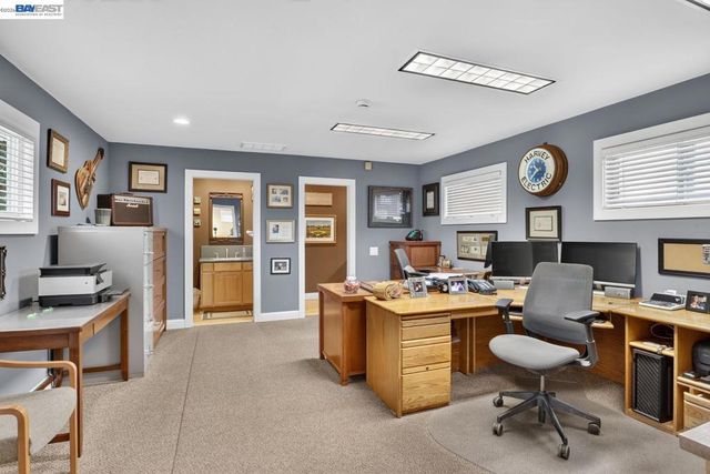 20835 Chester St, Castro Valley, CA 94546