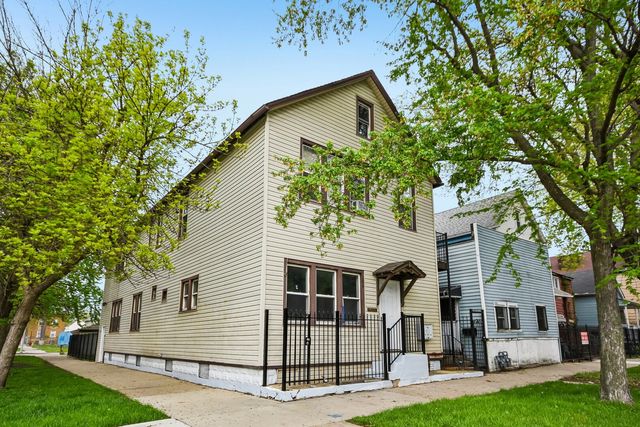 8756 S Exchange Avenue, Chicago, IL 60617