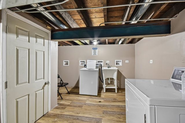 8756 S Exchange Avenue, Chicago, IL 60617